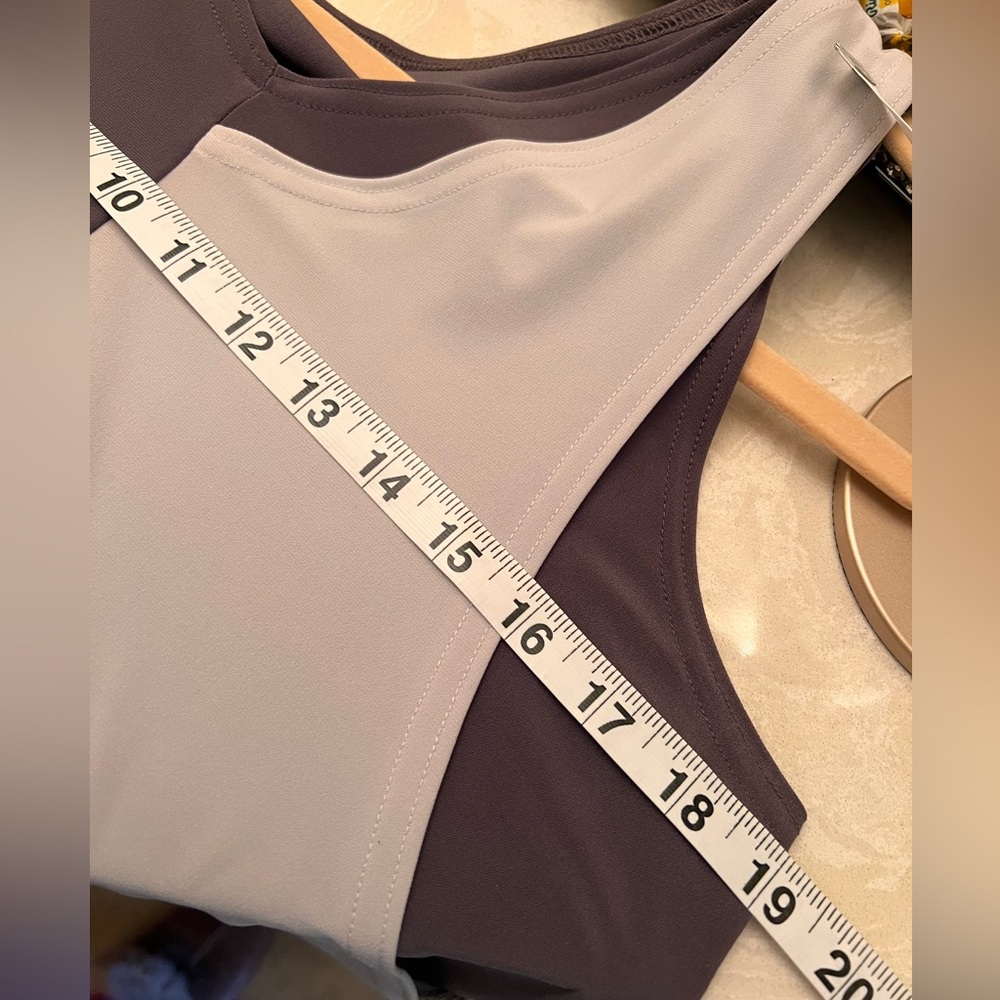 - SYMPLI Double layer tunic tank top in cream and taupe - Picture 9 of 10